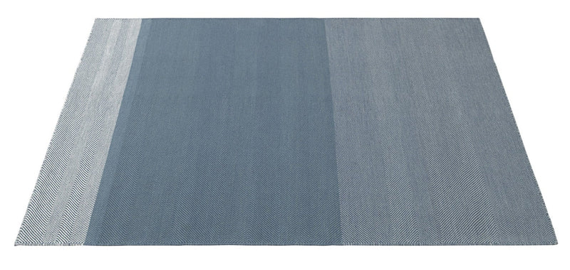 Varjo Rug - Muuto - Rugs - Small - Blue - HORNE