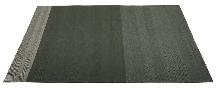Varjo Rug - Muuto - Rugs - Large - Dark Green - HORNE