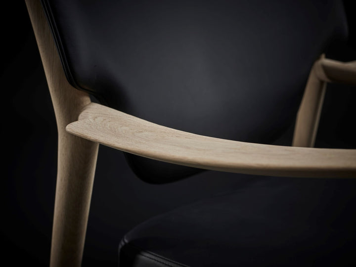 Veng Lounge Chair - Eikund - Chairs - Textile Blackened Blue - White Oiled Oak - HORNE