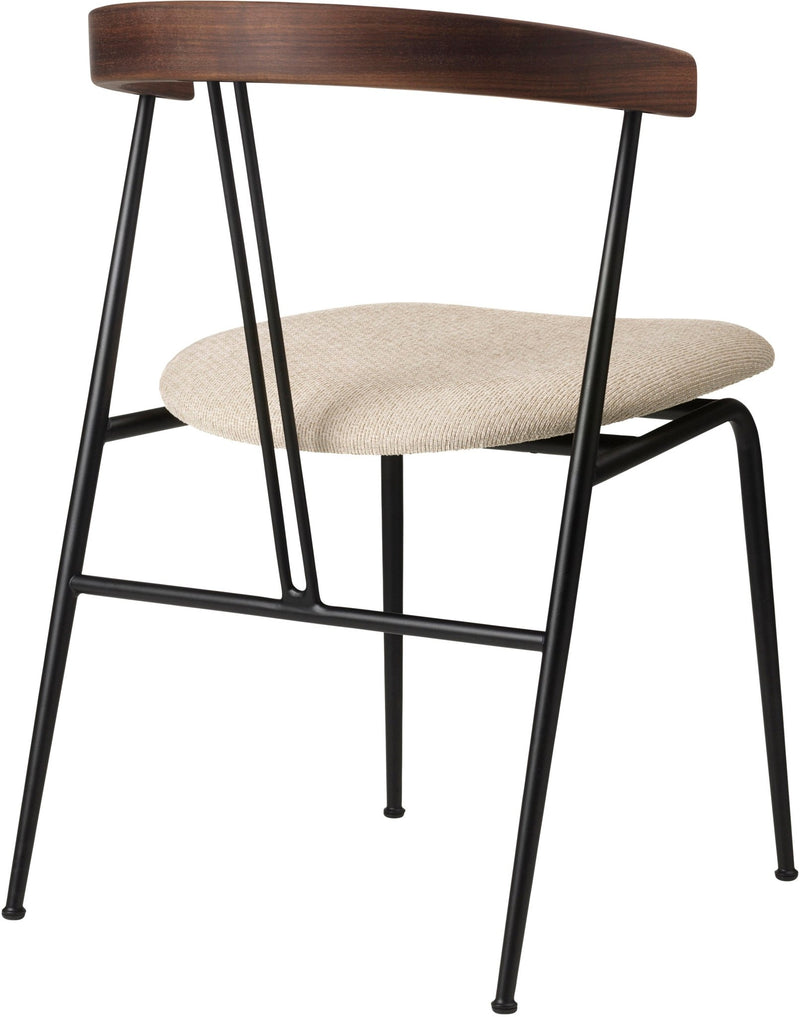 Violin Dining Chair - Seat Upholstered - Gubi - Chairs - Oiled Oak - Gabriel Tempt 61168 - HORNE