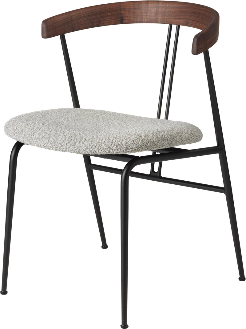 Violin Dining Chair - Seat Upholstered - Gubi - Chairs - Oiled Oak - Gabriel Tempt 61168 - HORNE