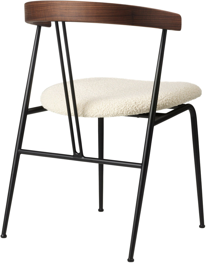 Violin Dining Chair - Seat Upholstered - Gubi - Chairs - Oiled Oak - Gabriel Tempt 61168 - HORNE