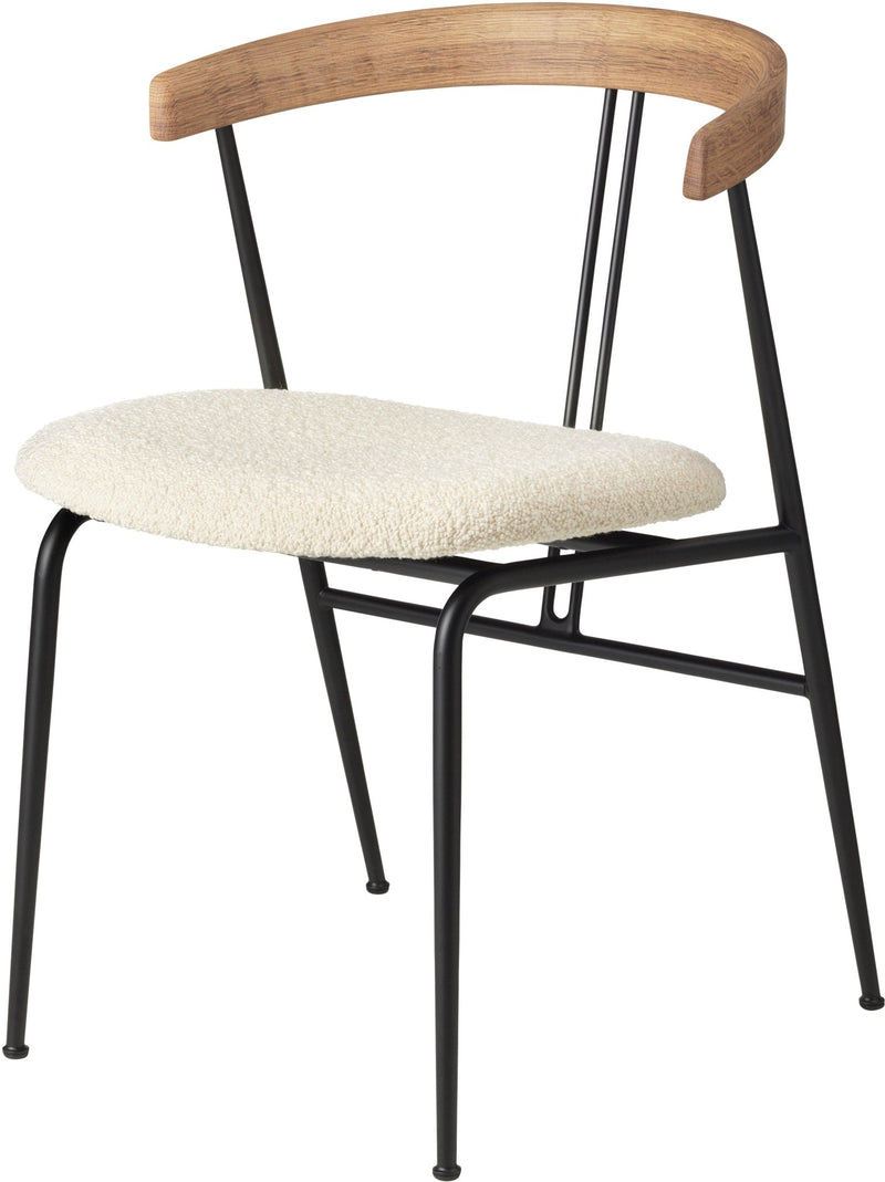 Violin Dining Chair - Seat Upholstered - Gubi - Chairs - Oiled Oak - Gabriel Tempt 61168 - HORNE