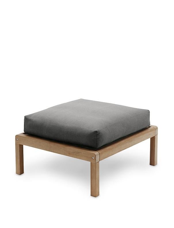 Virkelyst Pouf - Skagerak by Fritz Hansen - Outdoor Furniture - Teak / Charcoal - HORNE