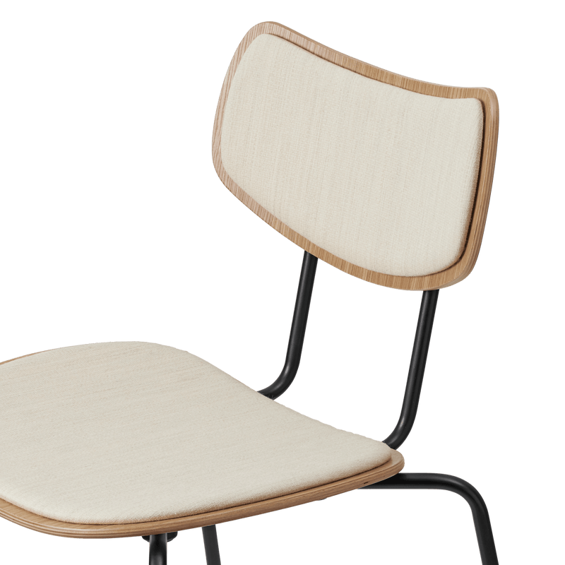 VLA26P Vega Dining Chair - Carl Hansen & Son - Chairs - Lacquered Oak/ Mood 04102 - HORNE